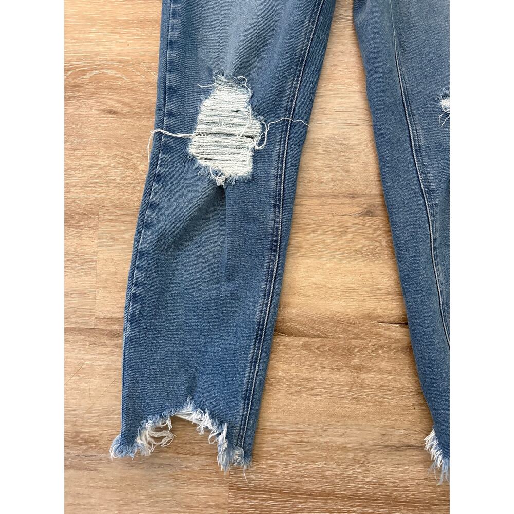 Good American Jeans - Picture 2 of 8